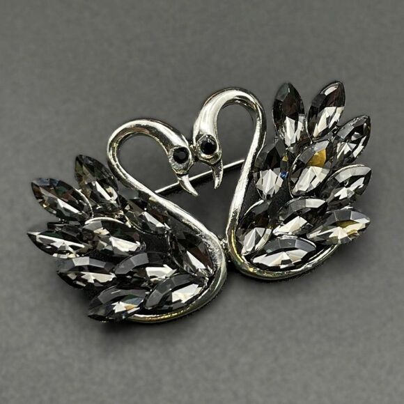 Silver with Gray and Black Onyx Crystal Kissing Swan Duo Pin Back Brooch - Picture 1 of 7